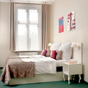 https://aparthotel-leone.krakowhotelspoland.com