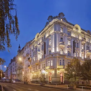 Hotel Mamaison Riverside